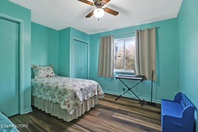 Welcome to this lovely maintained 3-bedroom, 2-bath on Druid Hills Golf Club in Tennessee - for sale on GolfHomes.com, golf home, golf lot