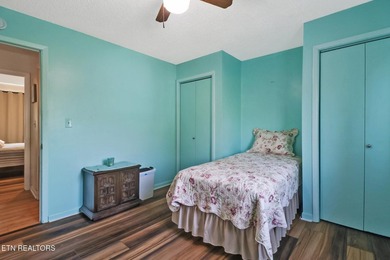 Welcome to this lovely maintained 3-bedroom, 2-bath on Druid Hills Golf Club in Tennessee - for sale on GolfHomes.com, golf home, golf lot