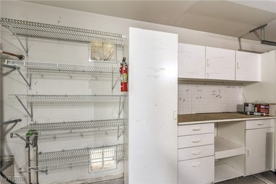 Nice single-story 2 bed, 2 bath townhome in Sun City Summerlin on Highland Falls Golf Club in Nevada - for sale on GolfHomes.com, golf home, golf lot