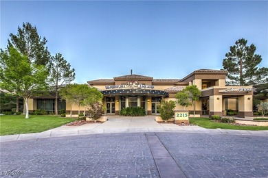 Nice single-story 2 bed, 2 bath townhome in Sun City Summerlin on Highland Falls Golf Club in Nevada - for sale on GolfHomes.com, golf home, golf lot