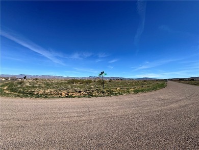 Enjoy easy desert living in the welcoming golf course community on Valle Vista Golf Course in Arizona - for sale on GolfHomes.com, golf home, golf lot