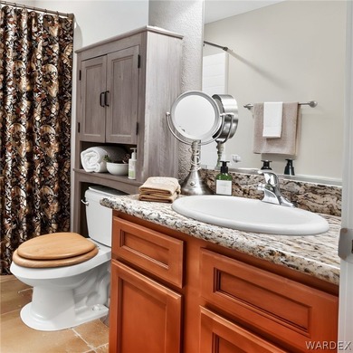 Investor s Opportunity on the Fairway in El Rio Golf Club! on El Rio Golf and Country Club in Arizona - for sale on GolfHomes.com, golf home, golf lot