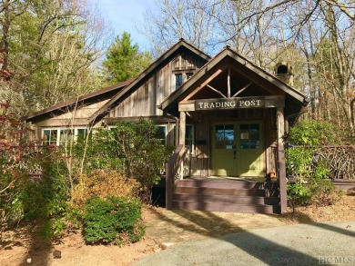 Situated in the desirable Highlands-Cashiers plateau region of on Natures Walk At Chinquapin in North Carolina - for sale on GolfHomes.com, golf home, golf lot