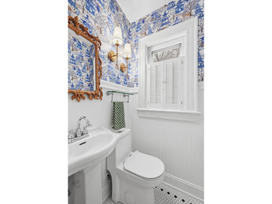 OPEN HOUSE - SUNDAY, MARCH 1ST 2-4PM. 365 Henry Clay Boulevard on Idle Hour Country Club in Kentucky - for sale on GolfHomes.com, golf home, golf lot