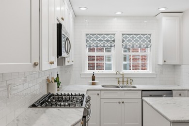 OPEN HOUSE - SUNDAY, MARCH 1ST 2-4PM. 365 Henry Clay Boulevard on Idle Hour Country Club in Kentucky - for sale on GolfHomes.com, golf home, golf lot