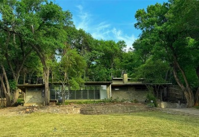 Mid Century Hidden Gem in Kessler! This architecturally on Stevens Park Golf Course in Texas - for sale on GolfHomes.com, golf home, golf lot