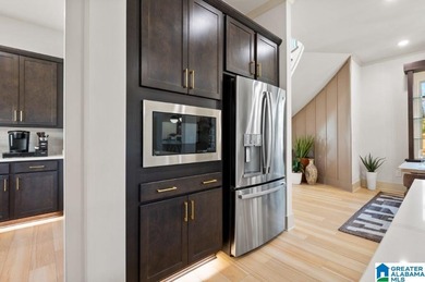 Welcome Home to the Signature Pattersonl!! This home offers on Riverchase Country Club in Alabama - for sale on GolfHomes.com, golf home, golf lot