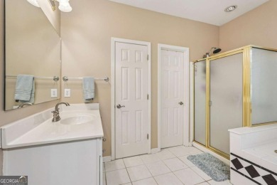 Charming 3 bedroom, 2.5 bath ranch on full unfinished basement on Mirror Lake Golf Club in Georgia - for sale on GolfHomes.com, golf home, golf lot