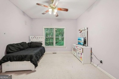 Charming 3 bedroom, 2.5 bath ranch on full unfinished basement on Mirror Lake Golf Club in Georgia - for sale on GolfHomes.com, golf home, golf lot