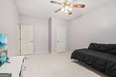 Charming 3 bedroom, 2.5 bath ranch on full unfinished basement on Mirror Lake Golf Club in Georgia - for sale on GolfHomes.com, golf home, golf lot
