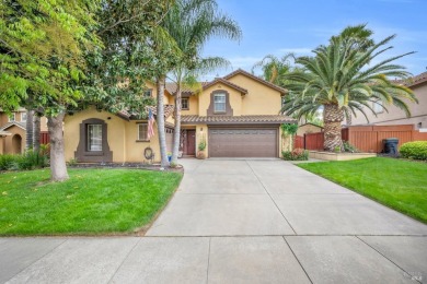 Located in the prestigious Paradise Valley community of on Paradise Valley Golf Course in California - for sale on GolfHomes.com, golf home, golf lot