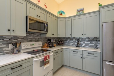 Well cared for and ready to impress, this 2 bedroom, 2 bath home on Meadow Oaks Golf and Country Club in Florida - for sale on GolfHomes.com, golf home, golf lot