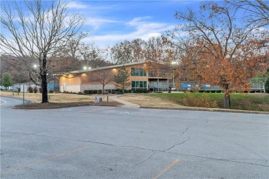 Welcome to your Bella Vista home nestled on a corner lot with on Bella Vista Country Club - Berksdale in Arkansas - for sale on GolfHomes.com, golf home, golf lot