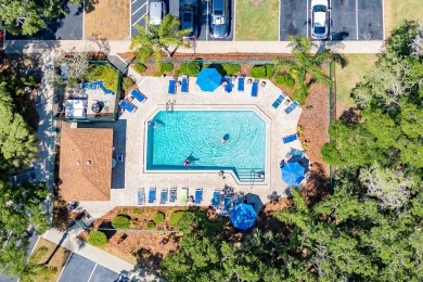 Welcome to this beautifully renovated first-floor 2-bedroom on East Lake Woodlands Country Club in Florida - for sale on GolfHomes.com, golf home, golf lot