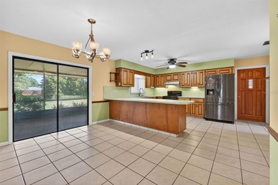 One or more photo(s) has been virtually staged. Welcome to the on Cypresswood Golf and Country Club in Florida - for sale on GolfHomes.com, golf home, golf lot