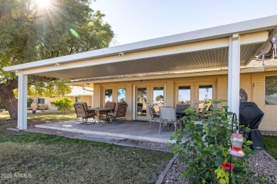 Beautifully maintained 2-bedroom, 2-bath duplex with a 2-car on Sun City Lakes West and East in Arizona - for sale on GolfHomes.com, golf home, golf lot