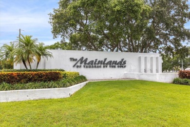 Under contract-accepting backup offers. This beautiful renovated on Mainlands Golf Club in Florida - for sale on GolfHomes.com, golf home, golf lot