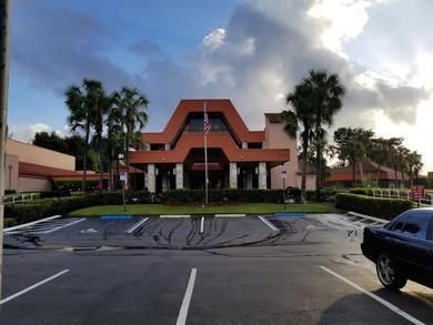 Enjoy easy, active living in this spacious 2-bedroom, 2-bath on The Carolina Club in Florida - for sale on GolfHomes.com, golf home, golf lot