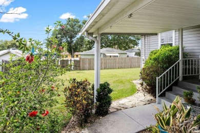 Adorable Home on a Charming Cobblestone Street!

Welcome to this on Cleveland Heights Golf Course in Florida - for sale on GolfHomes.com, golf home, golf lot