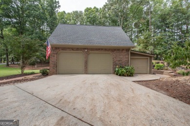 PERFECT LOCATION and MOVE-IN READY with wonderful curb appeal on on Canongate At Flat Creek Club in Georgia - for sale on GolfHomes.com, golf home, golf lot