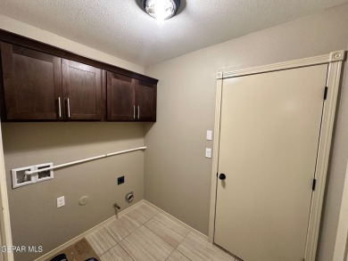 Beautiful Mesquite Hills home with Refrigerated Air! This 4 on Painted Dunes Desert Golf Course in Texas - for sale on GolfHomes.com, golf home, golf lot