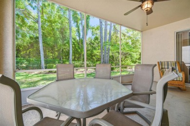 Beautiful Silverthorn Villa! 2 Bedroom 2 Bathroom 2 Car Garage! on Silverthorn Country Club in Florida - for sale on GolfHomes.com, golf home, golf lot