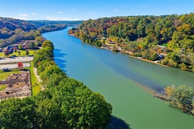 | OVER 1 ACRE || 5 BEDROOMS || MASTER ON MAIN || 5,115 SQ FT || on Cherokee Town and Country Club in Georgia - for sale on GolfHomes.com, golf home, golf lot