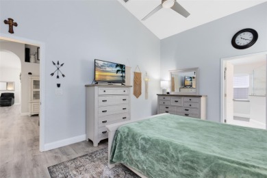 FULLY UPDATED 3 BEDROOM HOME IN OVIEDO'S GATED EKANA GREEN! *So on Twin Rivers Golf Club in Florida - for sale on GolfHomes.com, golf home, golf lot
