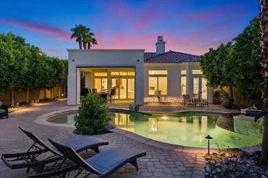 Discover the perfect Mountain View CC rental, blending vibrant on Mountain View Country Club in California - for sale on GolfHomes.com, golf home, golf lot