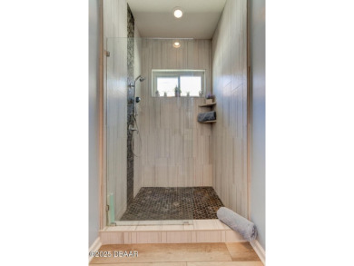 Stunning updated 3BR, 2BA villa in the highly sought-after on Halifax Plantation Golf Club in Florida - for sale on GolfHomes.com, golf home, golf lot