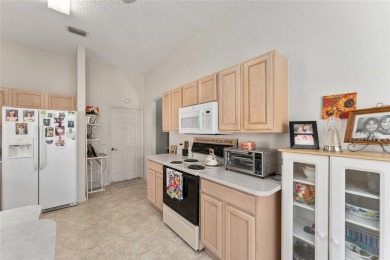 ~NO BOND~ ~ROOF 2022~ ~HVAC 2019~ Discover this
delightful 3/2 on The Links of Spruce Creek in Florida - for sale on GolfHomes.com, golf home, golf lot
