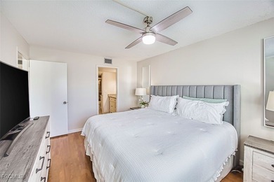 Unpack and move in to this 1 bed room 1 bath tastefully on Seven Lakes Golf and Tennis Community in Florida - for sale on GolfHomes.com, golf home, golf lot