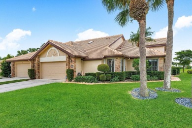 Welcome to Aberdeen Country Club, the epitome of Luxury Living on Aberdeen Golf and Country Club in Florida - for sale on GolfHomes.com, golf home, golf lot