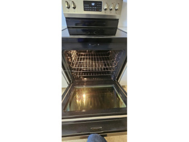 Bright and well-maintained 2BD/2BA unit in desirable Sunrise on Sunrise Lakes Phase IV Golf Course in Florida - for sale on GolfHomes.com, golf home, golf lot