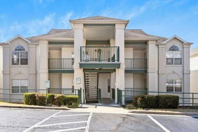 This beautifully updated 3-bedroom, 3-bathroom condo offers on Thousand Hills Golf Resort in Missouri - for sale on GolfHomes.com, golf home, golf lot