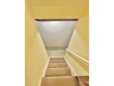 2 story, 2 bed, 1.5 bath townhouse condo with basement and on Plum Brook Golf Club in Michigan - for sale on GolfHomes.com, golf home, golf lot