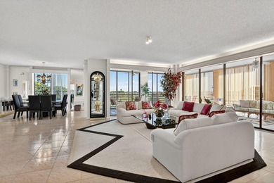 Experience the luxury of this spacious 3bed/2.5bath condo in on Boca Pointe Country Club in Florida - for sale on GolfHomes.com, golf home, golf lot
