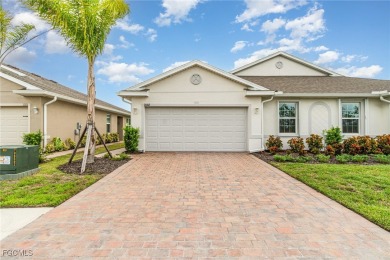 - TURNKEY PERFECTION IN MAGNOLIA LANDING - Step into style and on Herons Glen Golf and Country Club in Florida - for sale on GolfHomes.com, golf home, golf lot