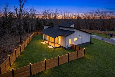 Brand-new 2026 construction offering 1,923 sq. ft. of on Bella Vista - Metfield Golf Complex and Country Club in Arkansas - for sale on GolfHomes.com, golf home, golf lot