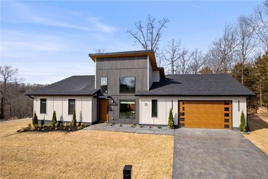 Brand-new 2026 construction offering 1,923 sq. ft. of on Bella Vista - Metfield Golf Complex and Country Club in Arkansas - for sale on GolfHomes.com, golf home, golf lot