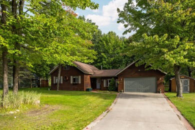 Welcome to this 3-bedroom, 2-bath home in the desirable Michaywe on Michaywe Pines Course in Michigan - for sale on GolfHomes.com, golf home, golf lot
