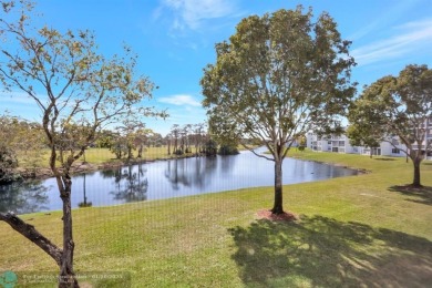 SOUTH EAST EXPOSURE AT SCREENED BALCONY. (that's a good thing) on Oriole Golf and Tennis Club in Florida - for sale on GolfHomes.com, golf home, golf lot