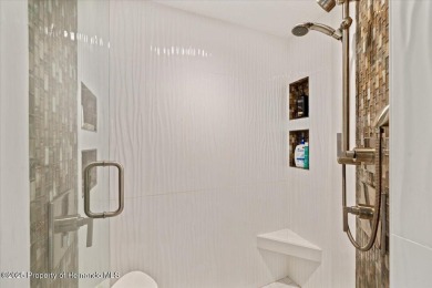 Completely updated 1992 Arthur Rutenberg Bimini II pool home on Glen Lakes Country Club in Florida - for sale on GolfHomes.com, golf home, golf lot