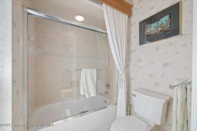 Completely updated 1992 Arthur Rutenberg Bimini II pool home on Glen Lakes Country Club in Florida - for sale on GolfHomes.com, golf home, golf lot