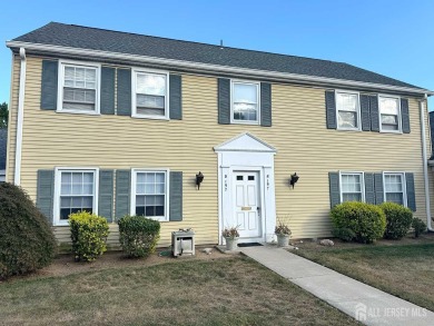 Welcome to Rossmoor! This inviting two-bedroom, two-bath on Rossmoor Golf Club in New Jersey - for sale on GolfHomes.com, golf home, golf lot