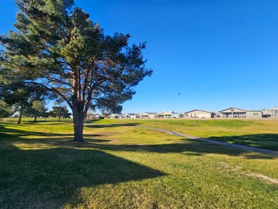 Discover the charm of this one-bedroom, two-bath home located on on Viewpoint Golf Resort in Arizona - for sale on GolfHomes.com, golf home, golf lot