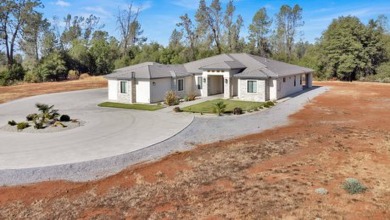 This stunning 2,790 sq ft home, built in 2022, blends elegance on The Golf Club Tierra Oaks in California - for sale on GolfHomes.com, golf home, golf lot