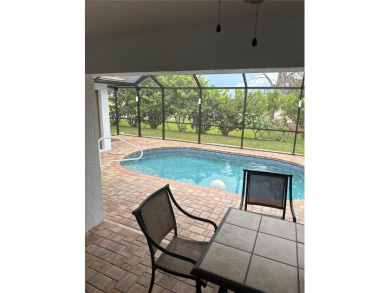 Selling Turn Key furnished!   RECENTLY RENOVATED AND READY TO on Pinemoor West Golf Club in Florida - for sale on GolfHomes.com, golf home, golf lot