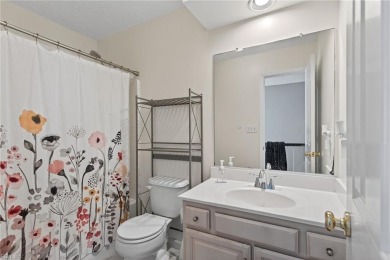 Beautifully updated 3 bedroom home in Players Choice subdivision on Kiln Creek Golf and Country Club in Virginia - for sale on GolfHomes.com, golf home, golf lot
