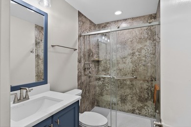 Welcome to this freshly renovated 1st floor corner condo on Oak Harbor Country Club in Florida - for sale on GolfHomes.com, golf home, golf lot